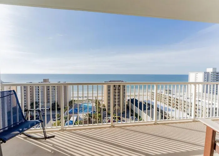 Apartment 12th Floor 2 Bedroom At Crystal Tower, 2 Outdoor Pools And Lazy River, Heated Indoor Pool, Direct Access Gulf Shores